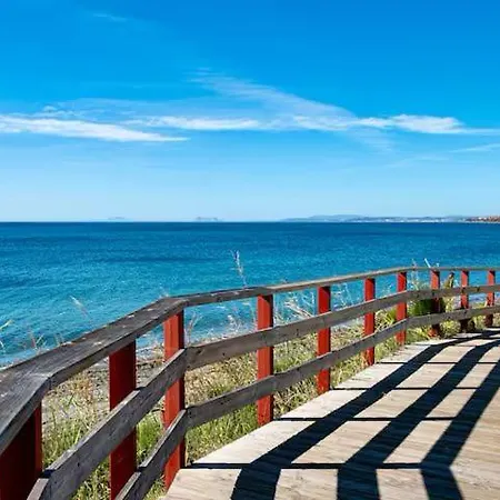 Appartement Modern 4-person With Pool & Indoor Parking