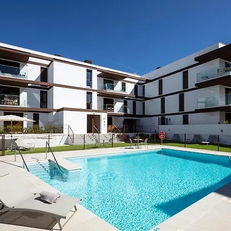 アパート Modern 4-person With Pool & Indoor Parking *