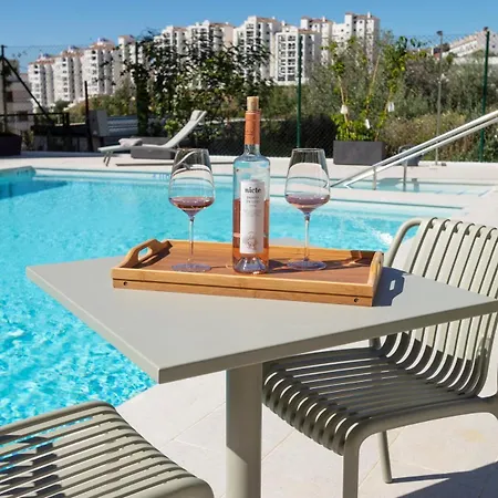 アパート Modern 4-person With Pool & Indoor Parking