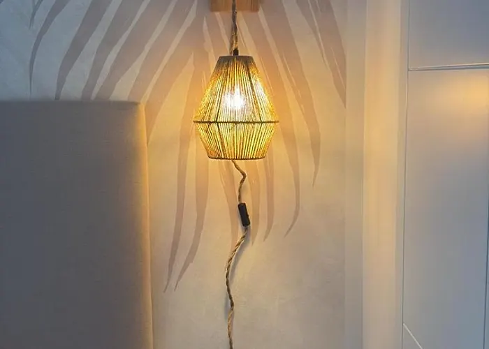 Modern 4-person With Pool & Indoor Parking Apartment Estepona