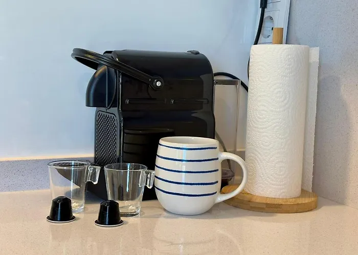 Modern 4-person With Pool & Indoor Parking Estepona