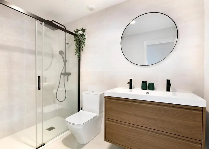 Apartment Modern 4-person With Pool & Indoor Parking