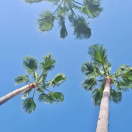 Modern 4-person With Pool & Indoor Parking דירה אסטפונה